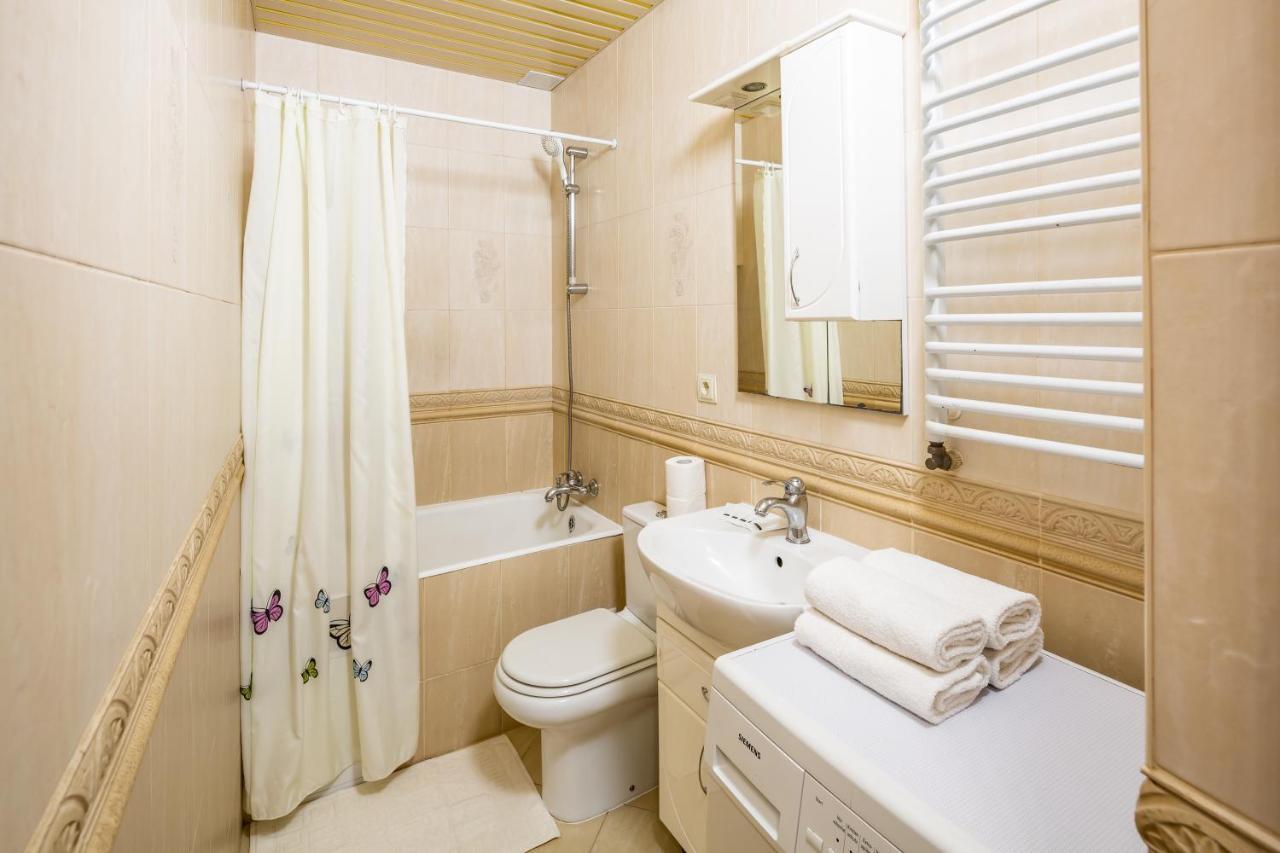 Avangard On Sholom Aleikhema St 7 Apart Apartment Lviv Bagian luar foto