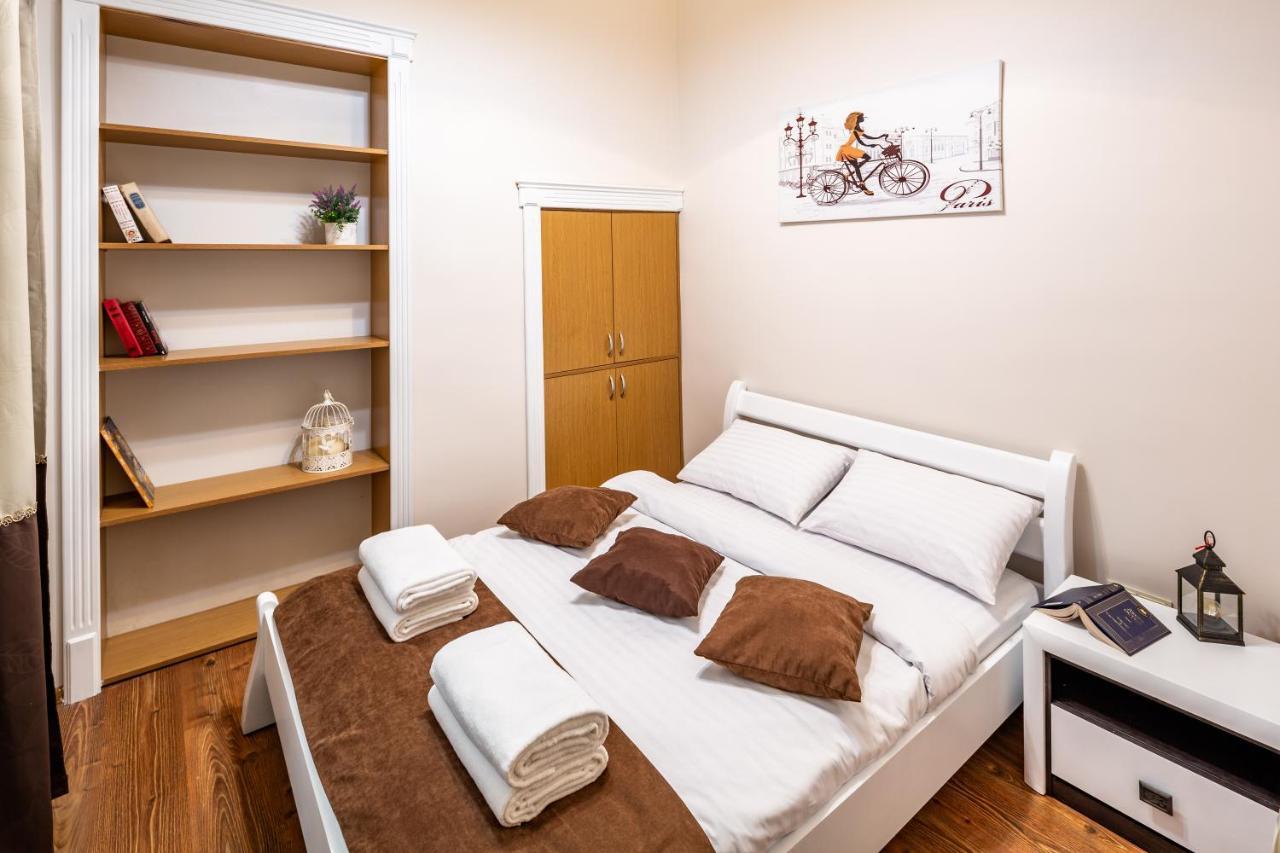 Avangard On Sholom Aleikhema St 7 Apart Apartment Lviv Bagian luar foto